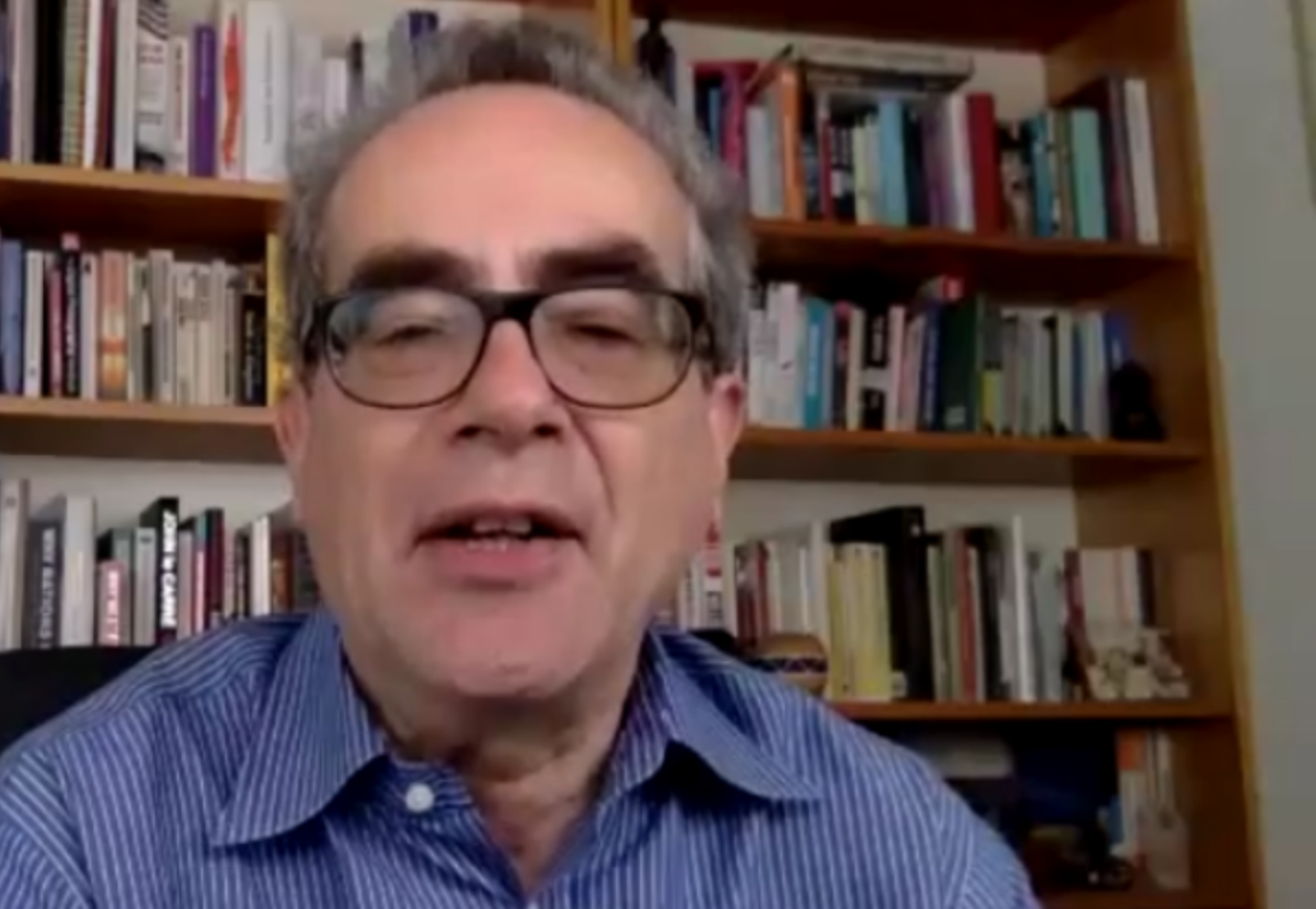 WHY IS IT IMPORTANT TO INTEGRATE HUMAN RIGHTS SPECIALISTS INTO CRISIS MANAGEMENT TEAMS?